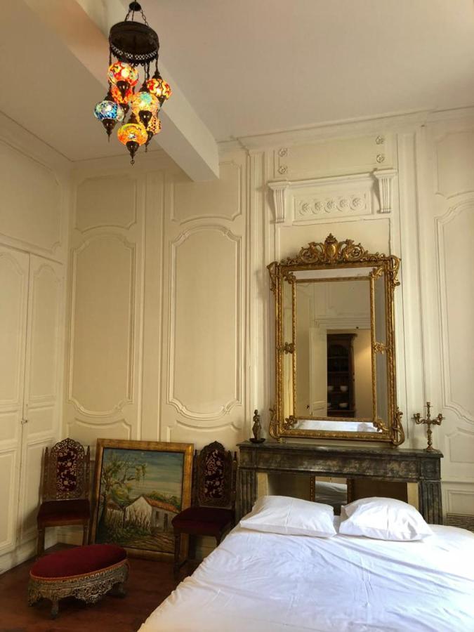 Cosy Appartement In Old City Center Bordéus Exterior foto