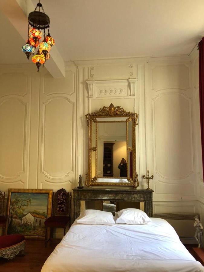 Cosy Appartement In Old City Center Bordéus Exterior foto