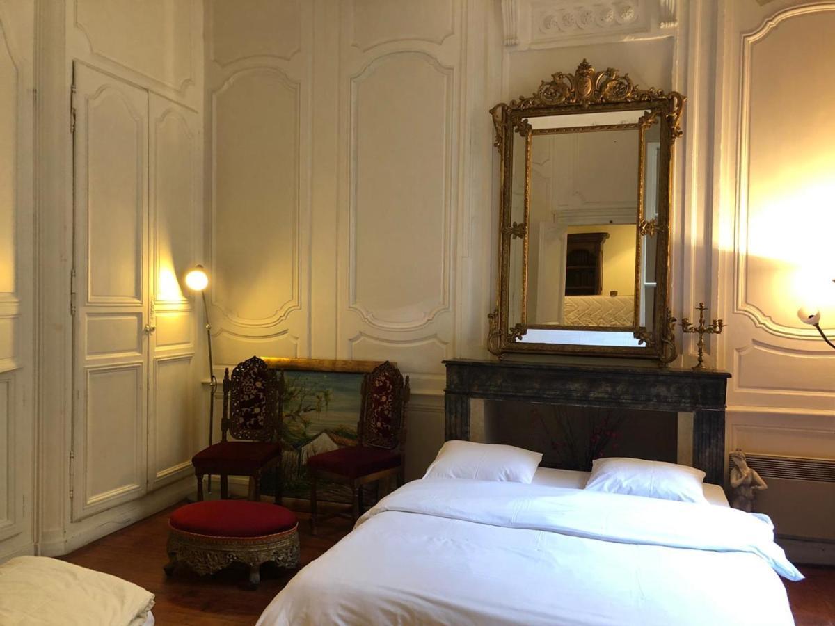 Cosy Appartement In Old City Center Bordéus Exterior foto