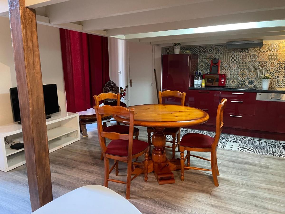 Cosy Appartement In Old City Center Bordéus Exterior foto